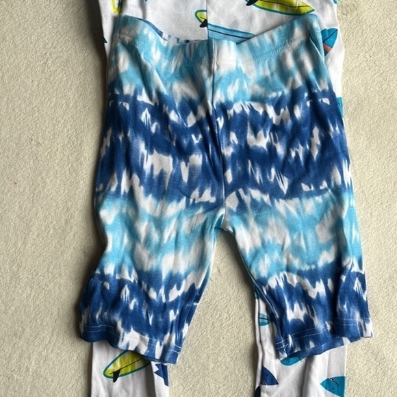 Just One You Made by Carter's 4-Piece Set: Sharks + Surfboards (Boys Size 7) - Picture 3 of 5